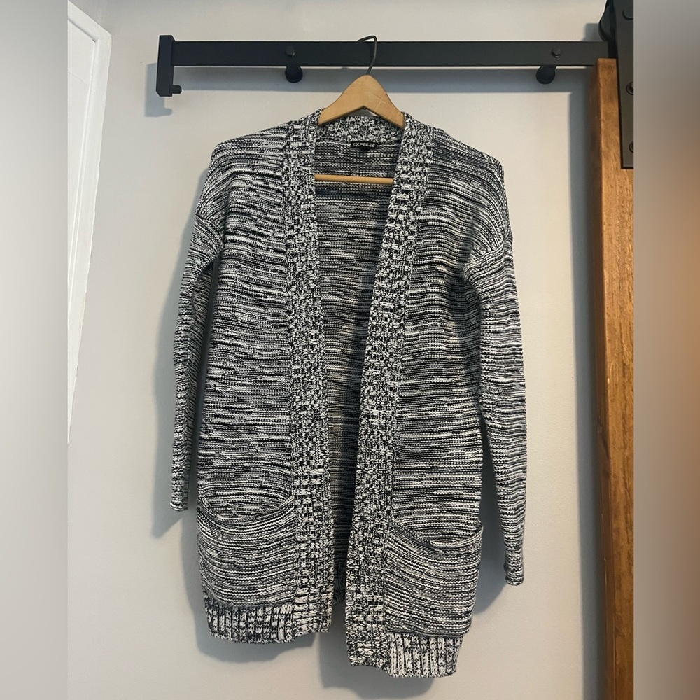 Express Black & White long, open cardigan with pockets. Size XS